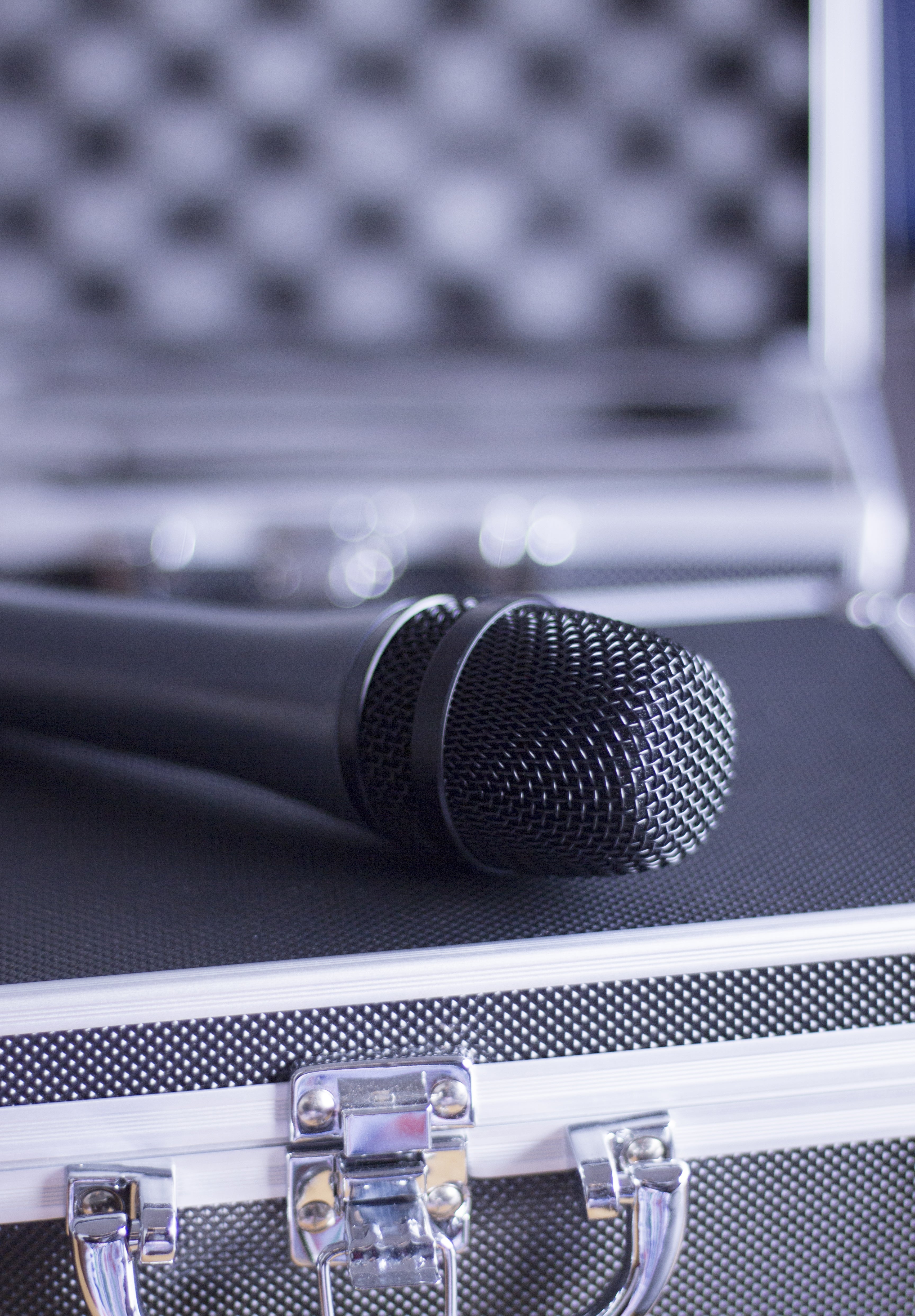 Tecnología al Servicio de Tu Voz: Micrófonos Inalámbricos Bluetooth